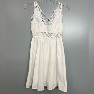 SHEIN White Lace Crochet Bust Mini Dress